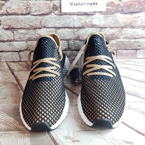 adidas deerupt cardboard